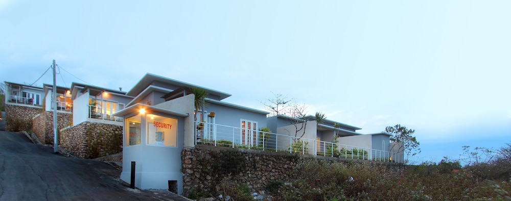

Bari - Nusa Dua - Bali - Loft Paradise