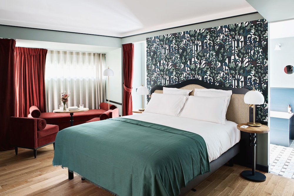 

Bari - Boulogne-Billancourt - Hôtel Botaniste