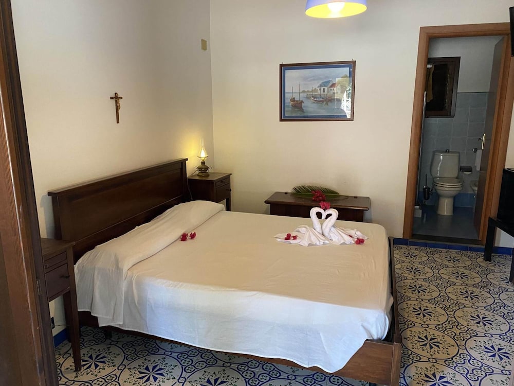 

Roma - Lipari, Isole Eolie - Hotel Al Togo