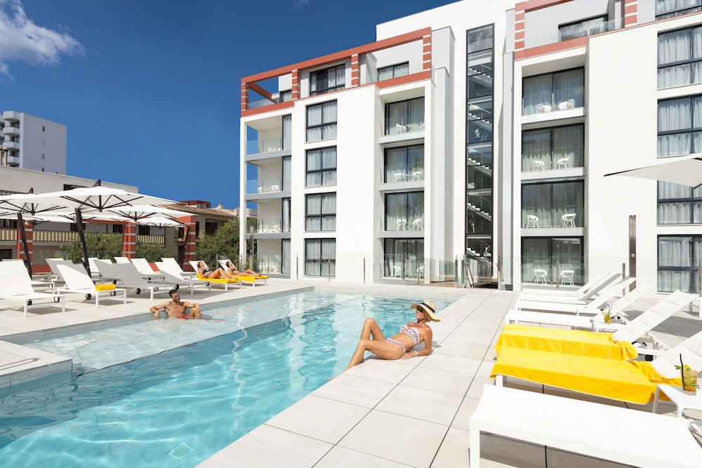 

Napoli - Porto Cristo - Kyrat Amarac Suites