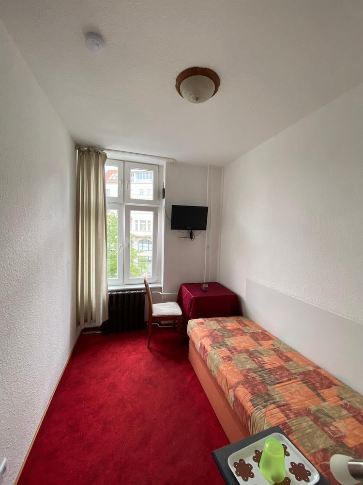 

Pisa - Berlino - Märkischer Hof Hotel