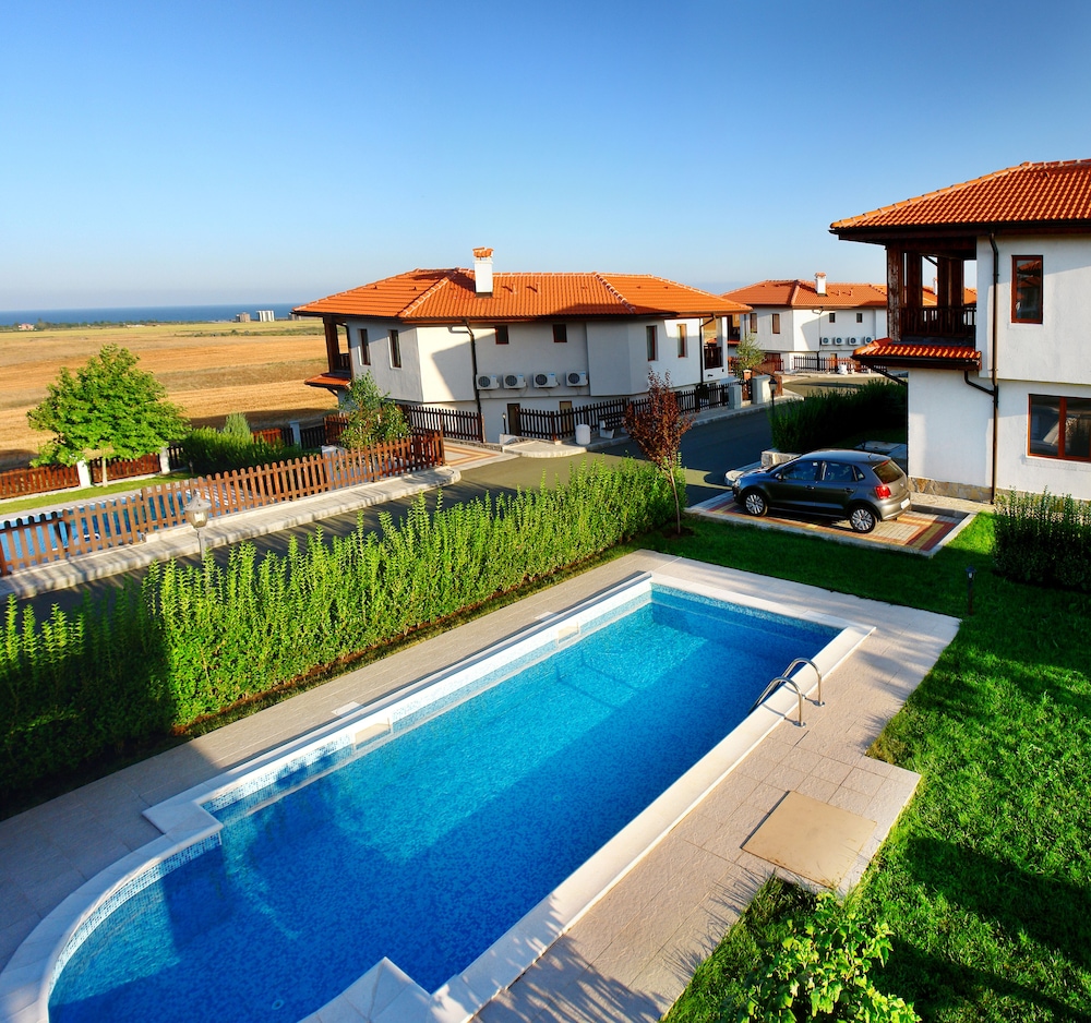 

Milano - Nessebar - Generaator House