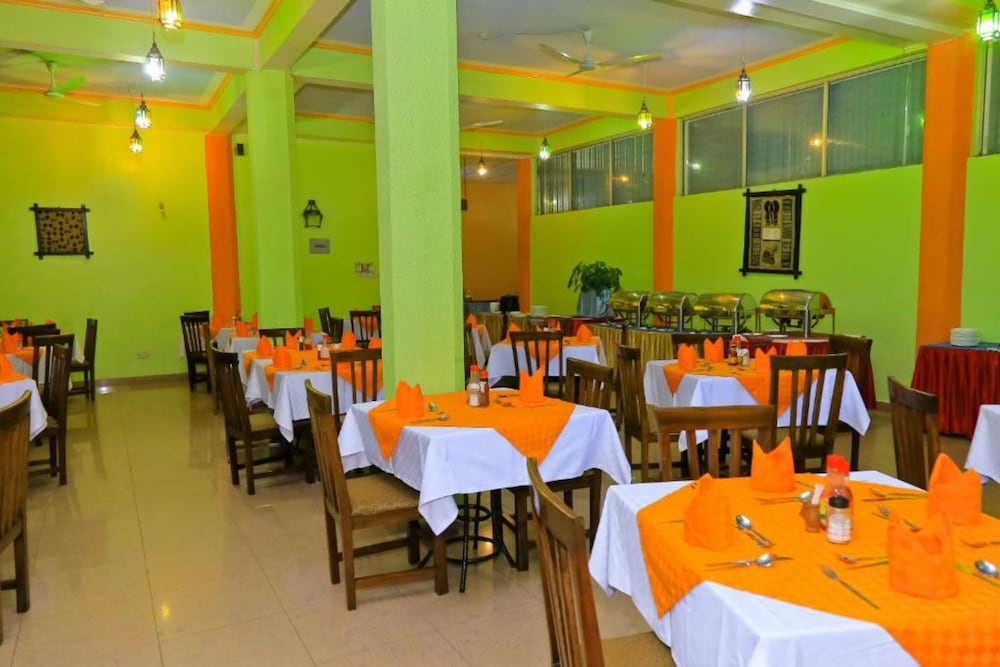

Milano - Bamburi - Midview Hotel-Nyali