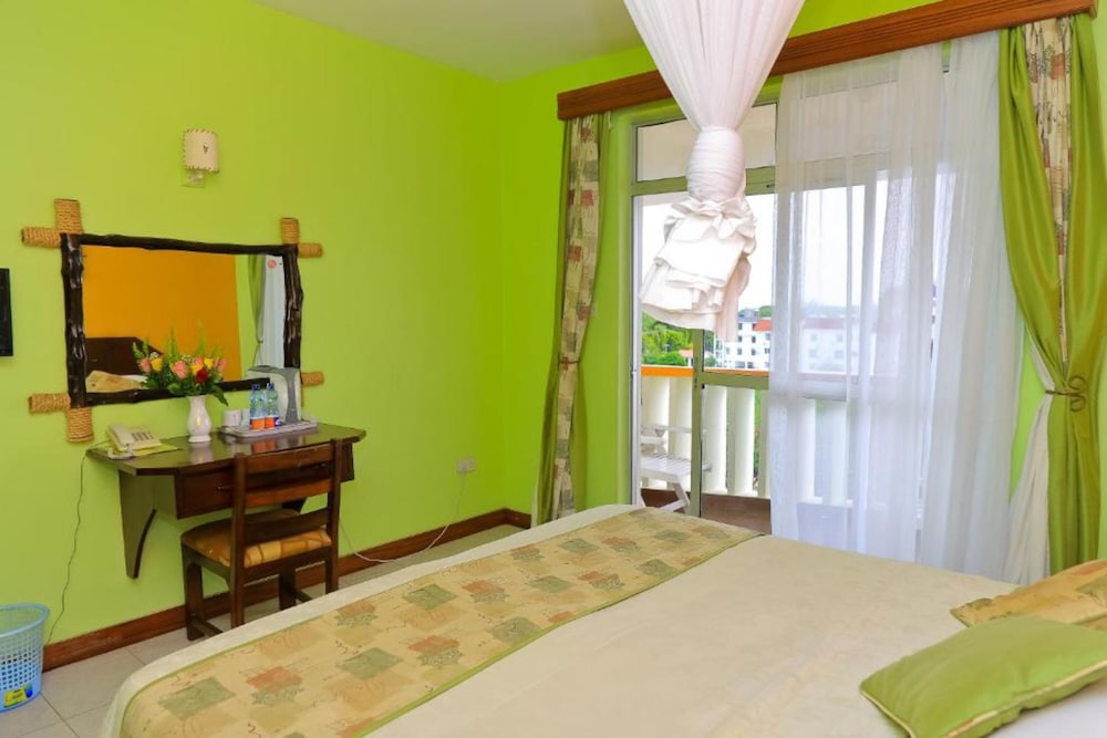 

Milano - Bamburi - Midview Hotel-Nyali