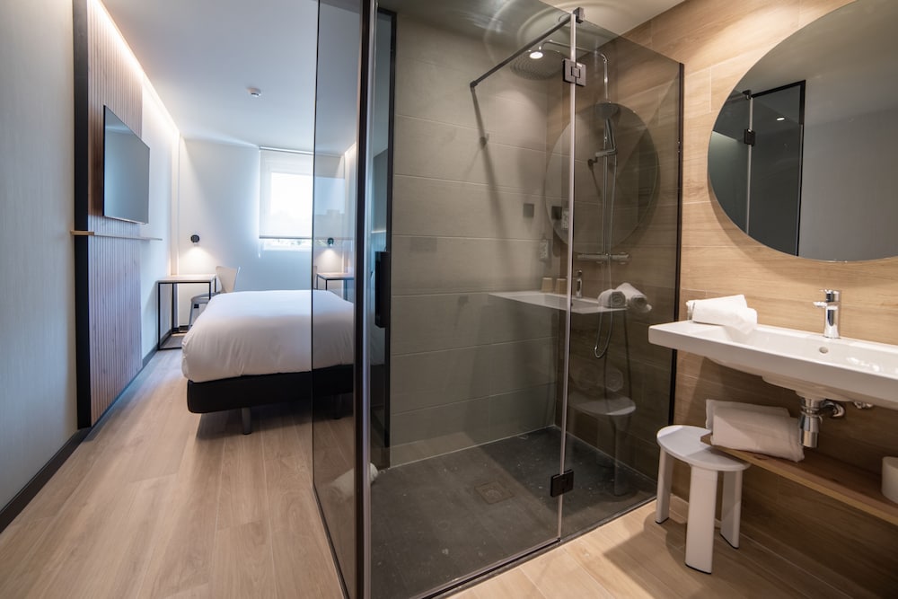 

Roma - Costa Cantabria - Hotel Bed4U Santander