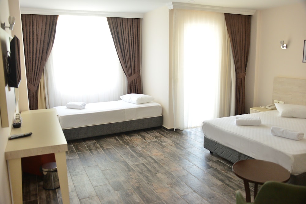 

Roma - Tekirova - Dream Town Hotel&Restaurant