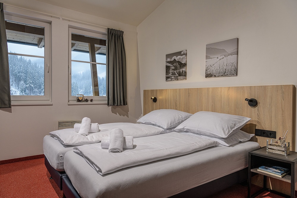 

Bari - Saalbach - AlpenParks Apartment & Ferienresort Rehrenberg Viehhofen