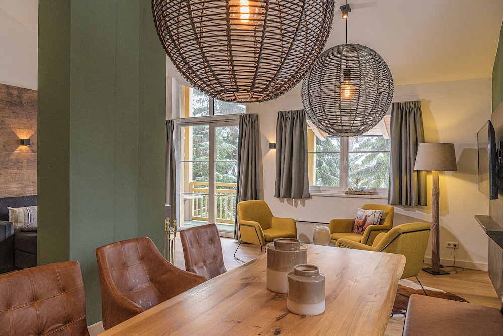 

Roma - Saalbach - AlpenParks Apartment & Ferienresort Rehrenberg Viehhofen
