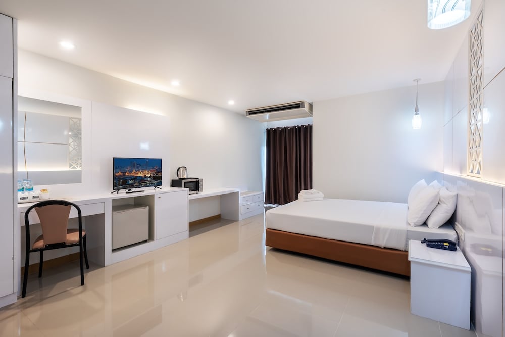 

Roma - Thung Si Kan - The Legacy Hotel