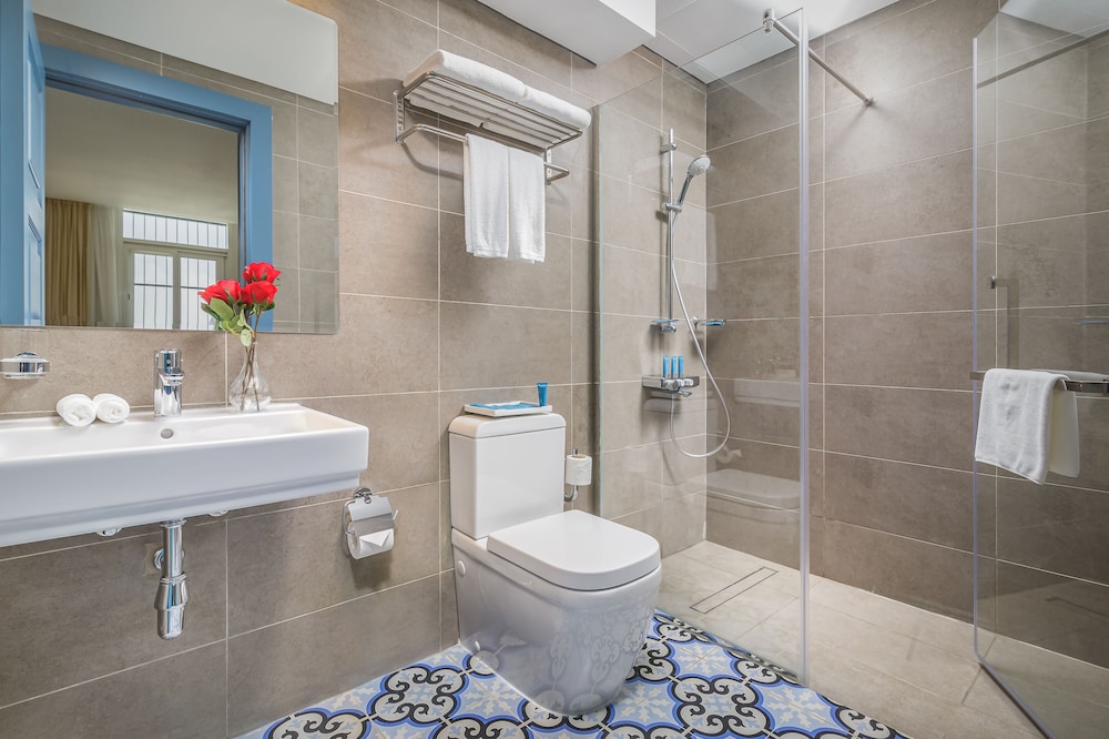 

Roma - Katar - Central Inn Souq Waqif