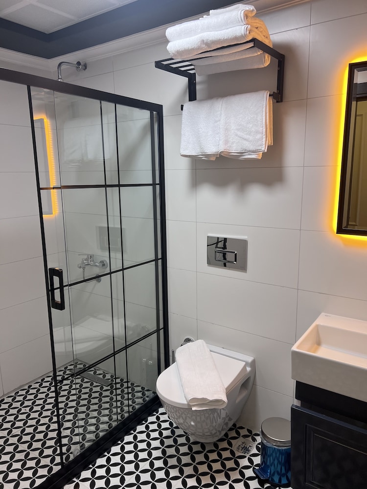 

Torino - Istanbul, New Airport - Loft Plus Hotel's