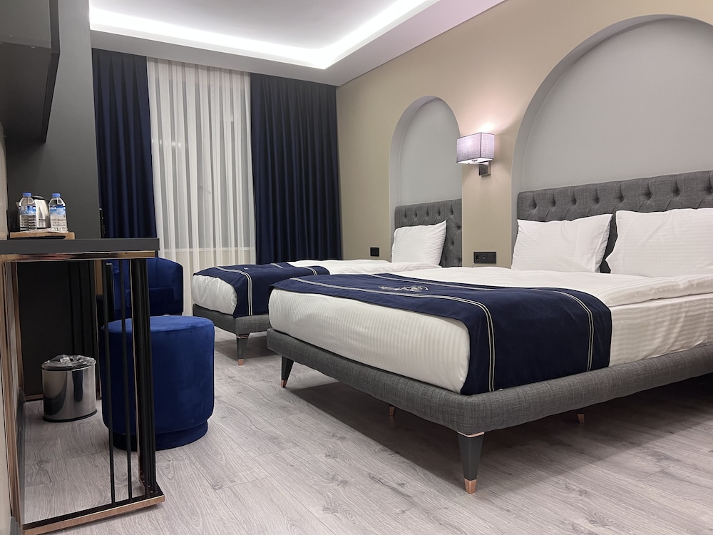 

Torino - Istanbul, New Airport - Loft Plus Hotel's