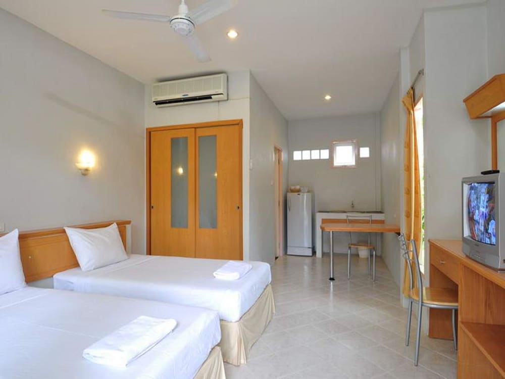 

Bari - Kathu - THE NATURAL RESORT