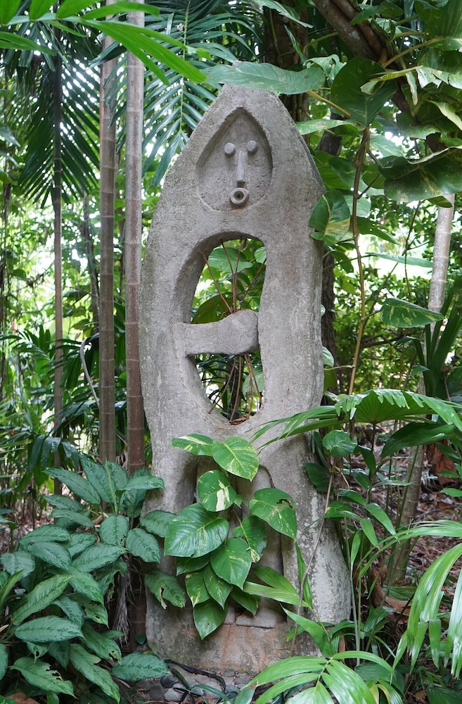 

Milano - Kingston - Pulse Suites at Villa Ronai