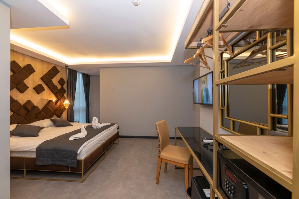 

Firenze - Istanbul, New Airport - Fly And Stay Airport Hotel