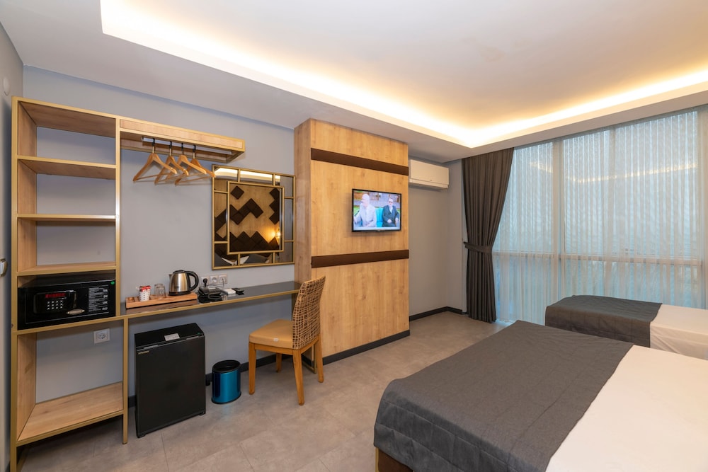 

Napoli - Istanbul, New Airport - Fly And Stay Airport Hotel