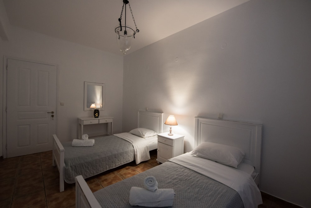 

Torino - Pounda - Ostria Studios & Apartments