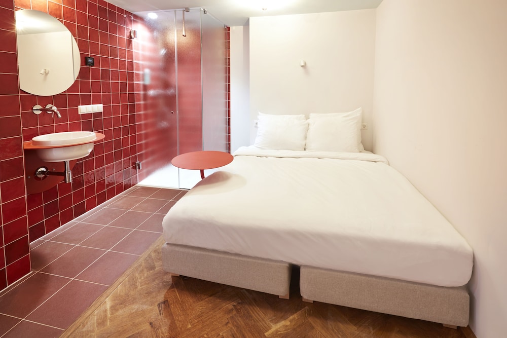 

Bologna - Rotterdam - Hotel Not Hotel Rotterdam