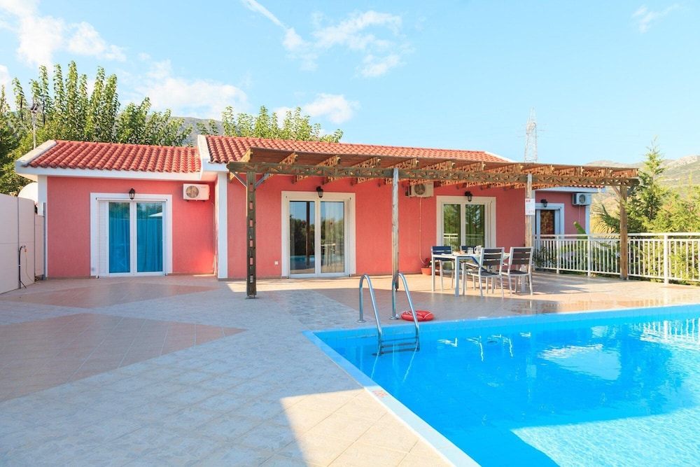 

Roma - Skala-Cefalonia - Villa Cherry Large Private Pool Walk to Beach Sea Views A C Wifi Car Not Required - 2180