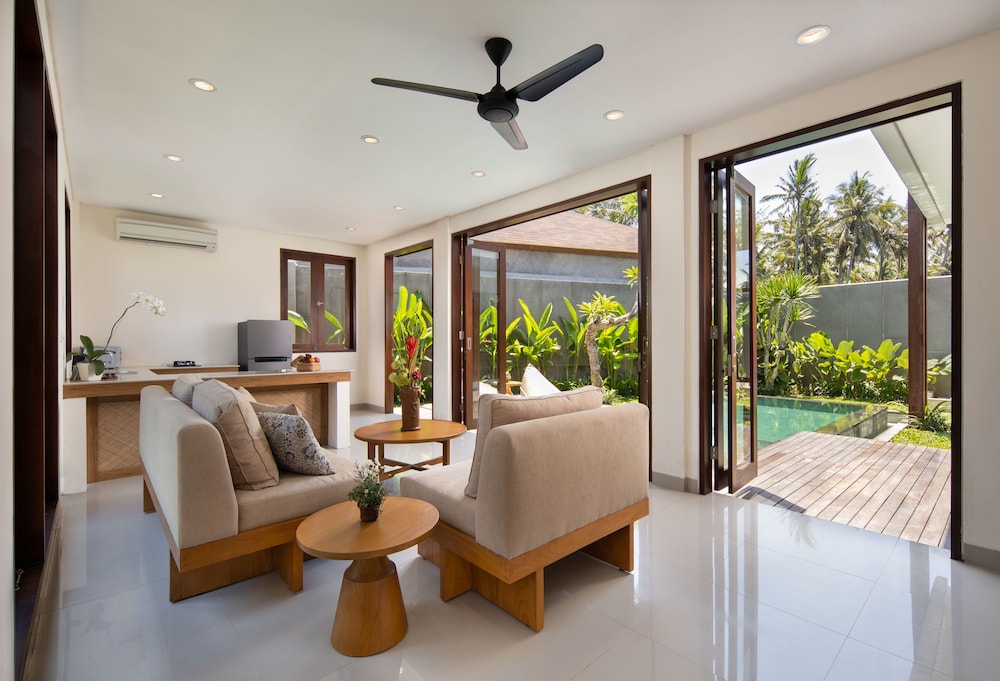 

Catania - Ketewel - Agrapana Beach Villa