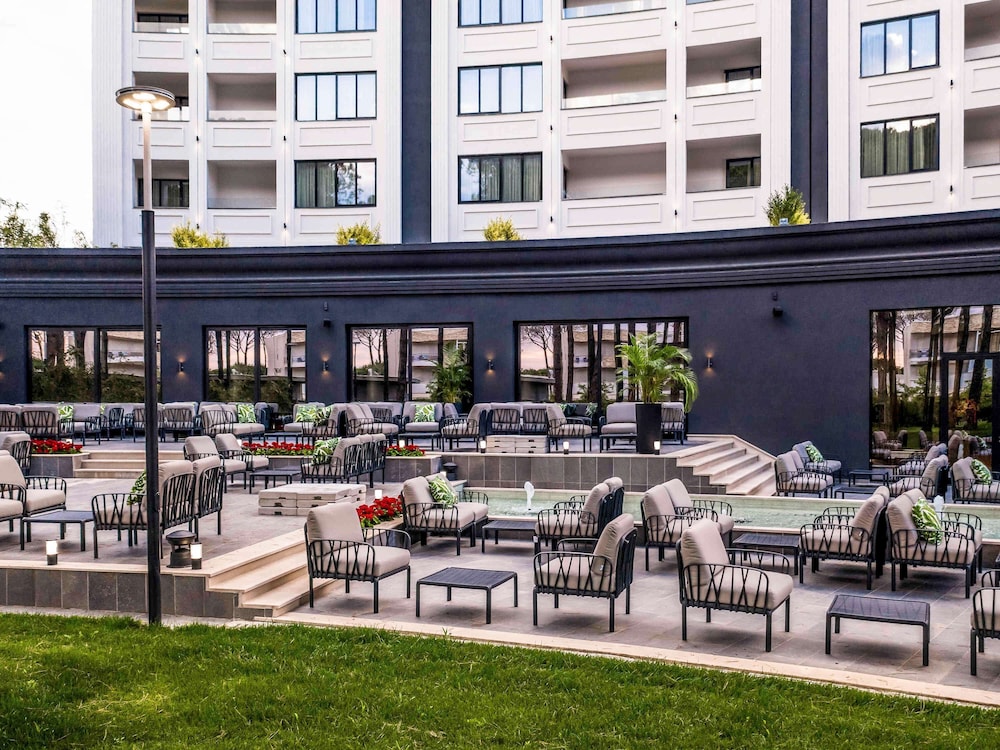 

Milano - Plazhi San Pietro - Movenpick Hotel Lalez Durres