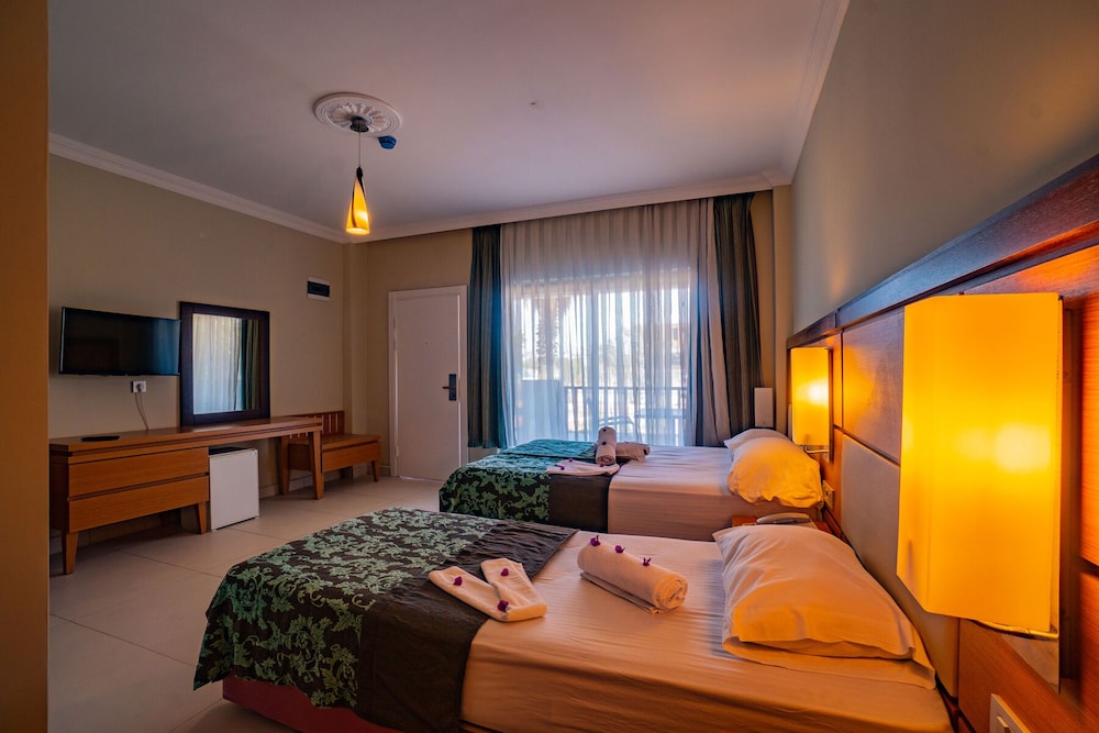 

Trieste - Belek - Prenses Sealine Beach Hotel