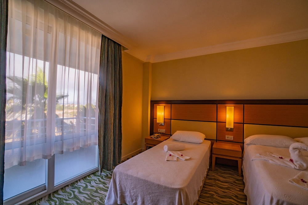 

Venezia - Belek - Prenses Sealine Beach Hotel