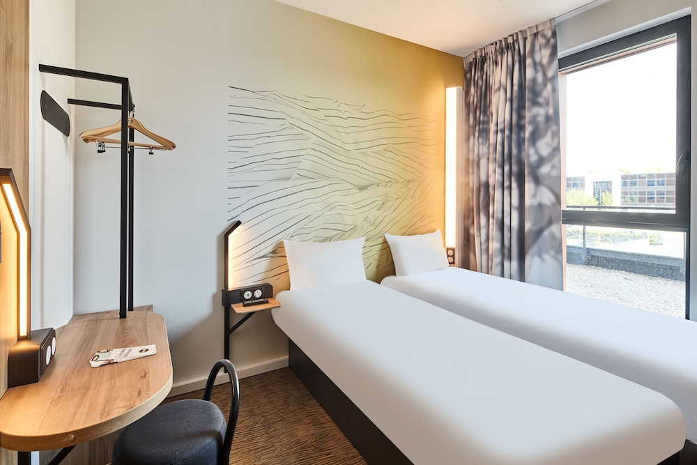 

Genova - Colombes - B&B HOTEL Argenteuil