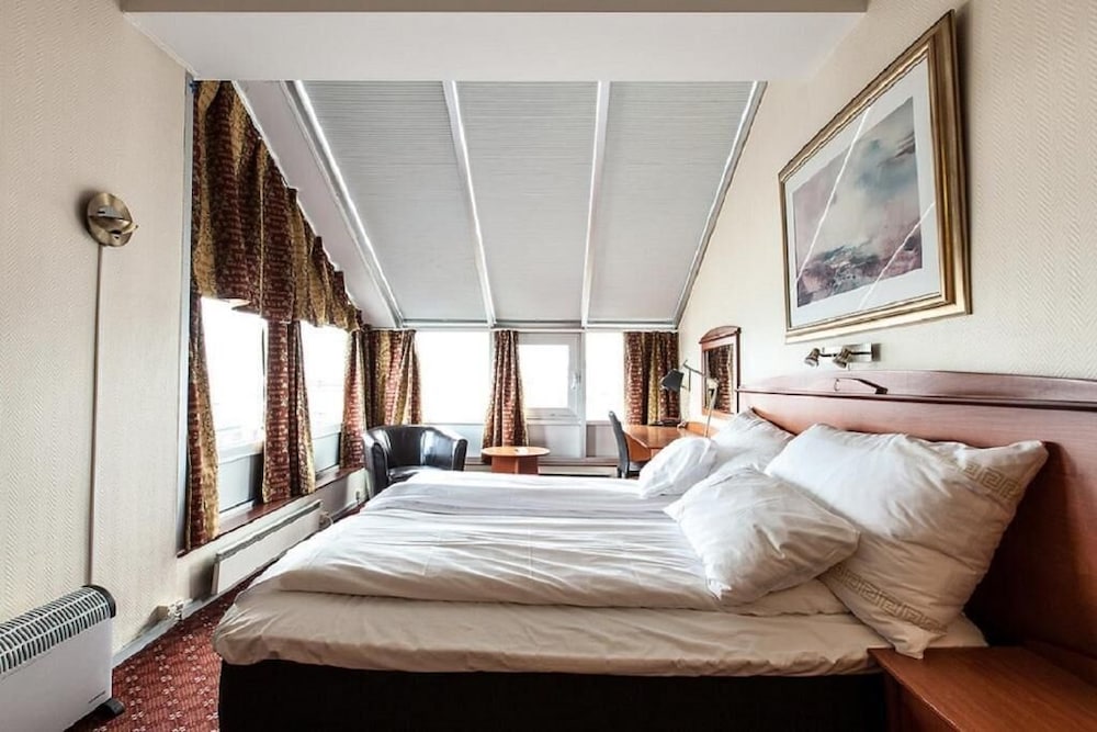 

Milano - Trondheim - Chesterfield Hotel