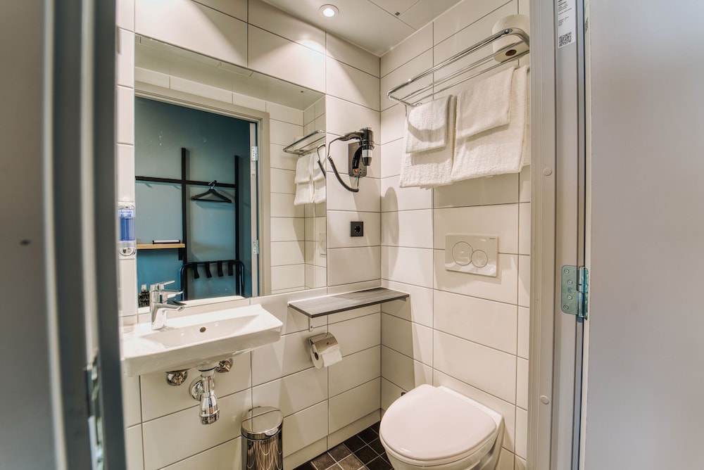 

Bologna - Bodø - Smarthotel Bodø