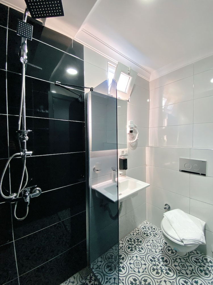 

Napoli - Kayaköy - Nefis Hotel City
