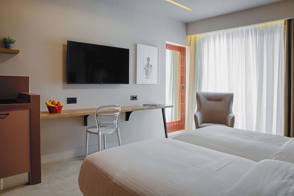 

Bologna - Malevizi - Pavo Art Hotel