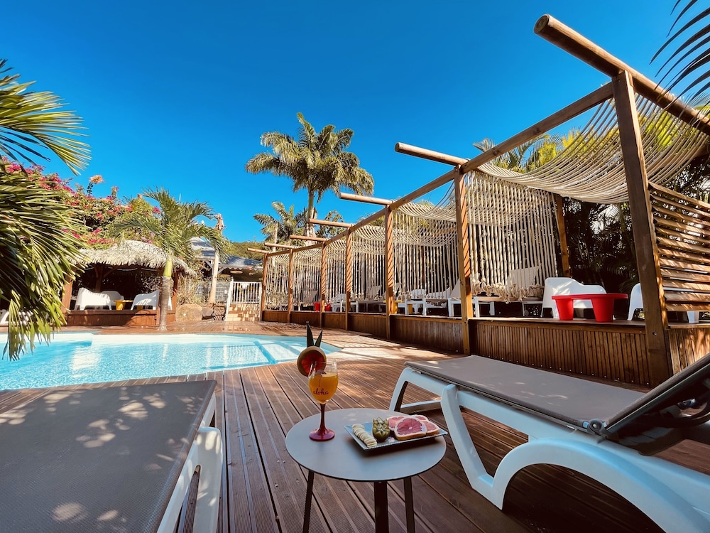 

Venezia - Sainte-Rose - Tropicana Suites
