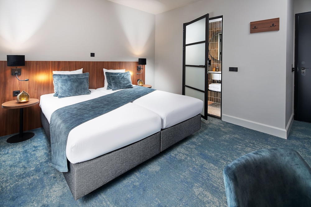 

Torino - L'Aia - Boutique Hotel First City