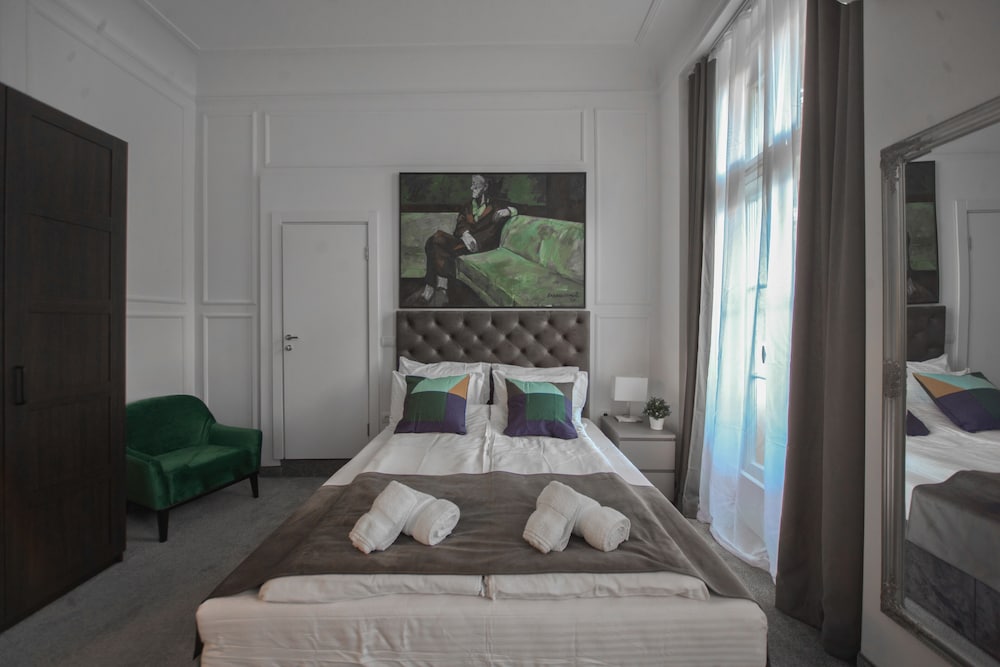 

Milano - Belgrado - Kings Palace