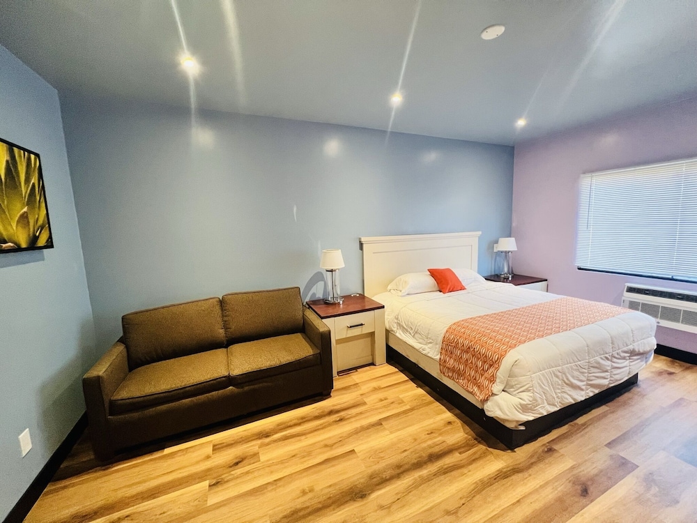 

Roma - Buena Park - Casa Playa Inn & Suites Stanton Anaheim Area