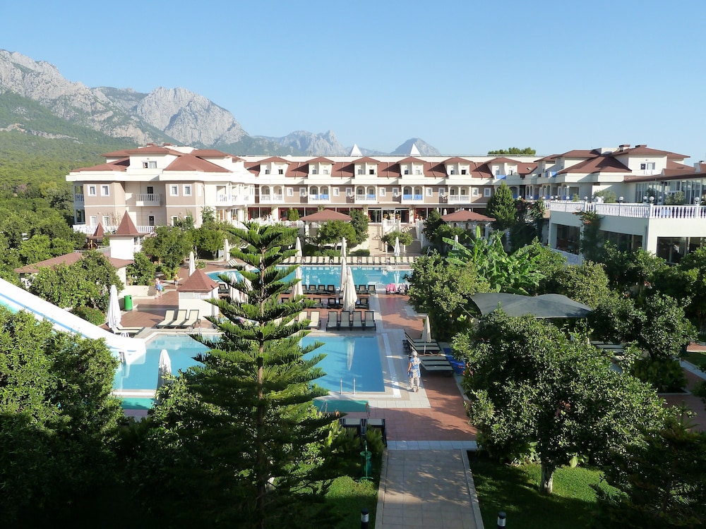 

Milano - Kemer - Viking Garden Hotel