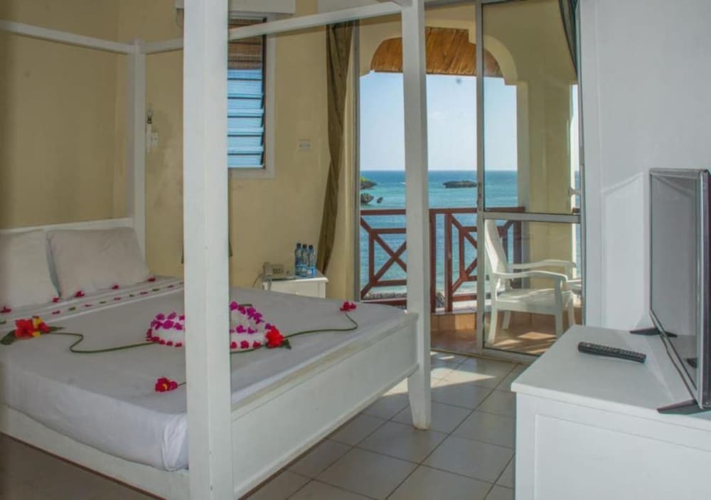 

Palermo - Watamu - Watamu Adventist Beach Resort