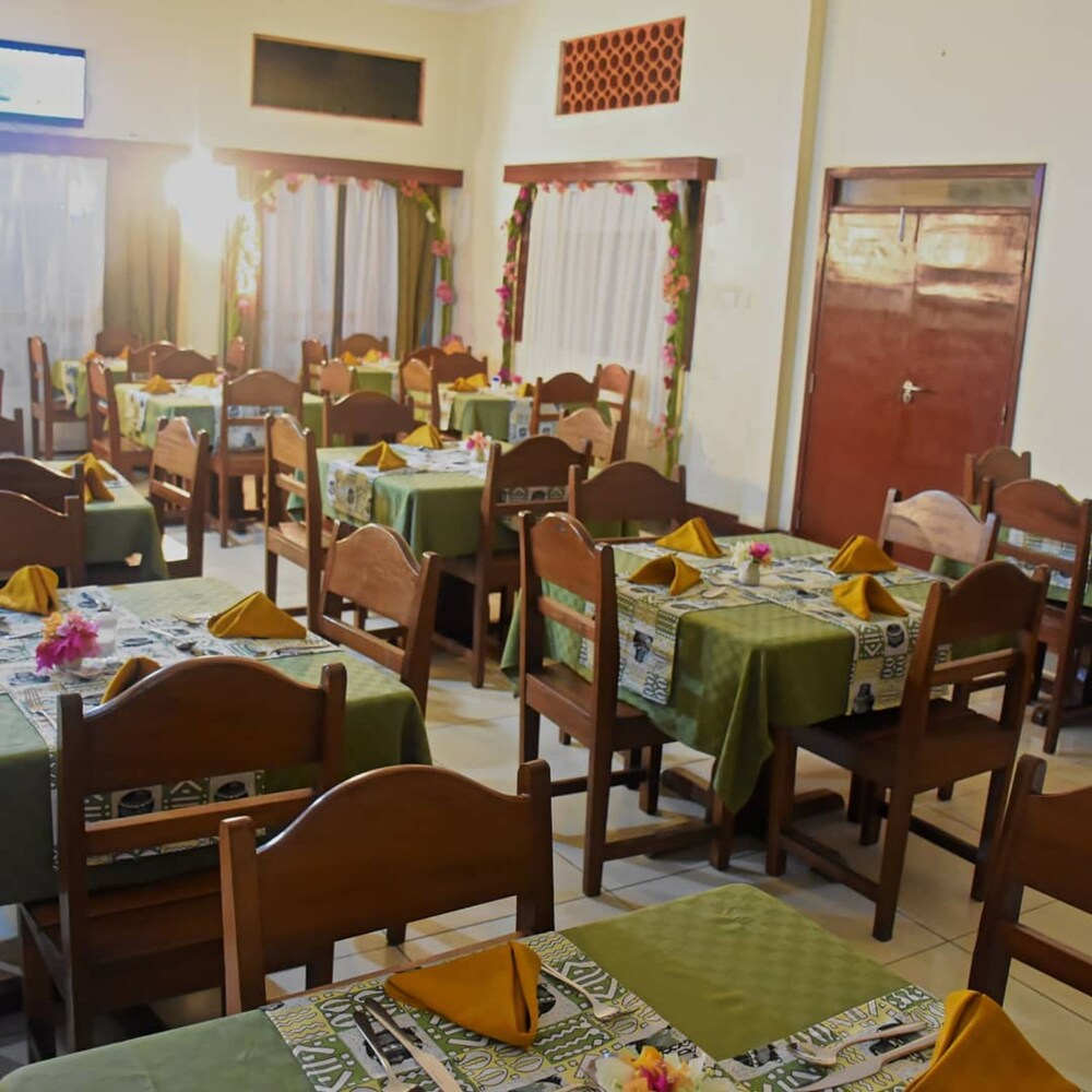 

Milano - Watamu - Watamu Adventist Beach Resort