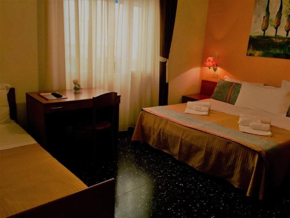 

Catania - Forte dei Marmi - Hotel Scandinavia