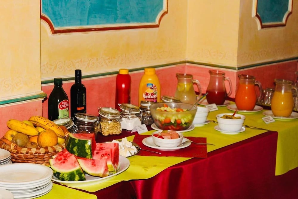 

Roma - Jenišov - Hotel Renesance Krasna Kralovna