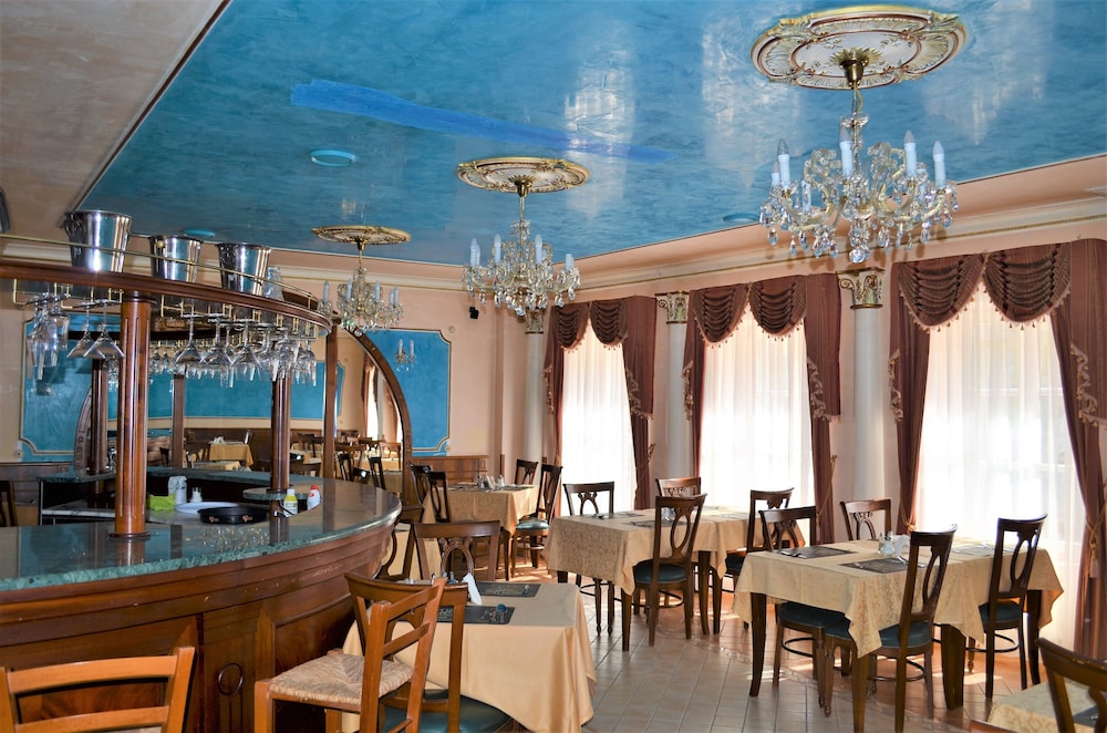 

Milano - Karlovy Vary - Hotel Renesance Krasna Kralovna