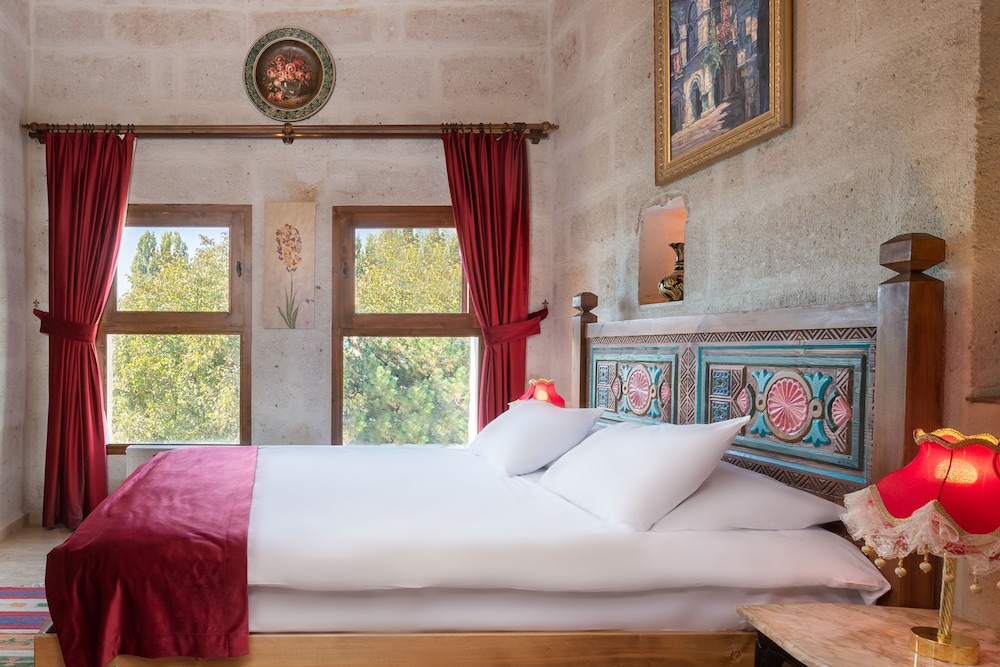 

Napoli - Göreme - HacıAşık Konağı Butik Hotel