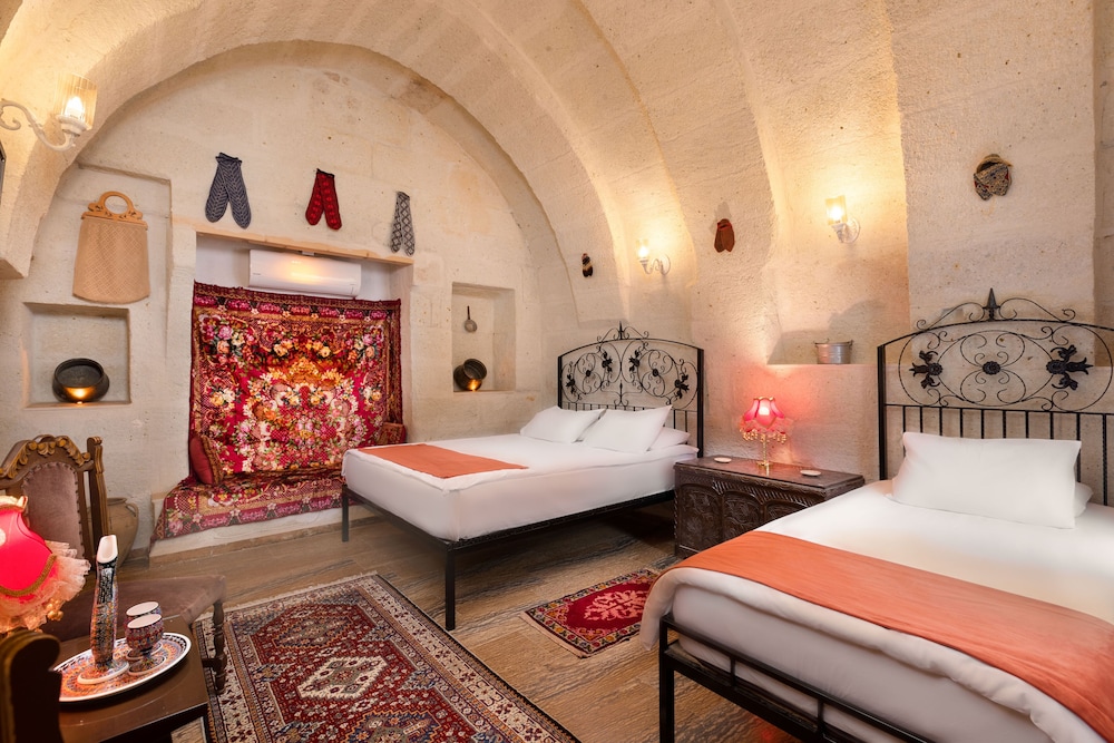 

Venezia - Göreme - HacıAşık Konağı Butik Hotel