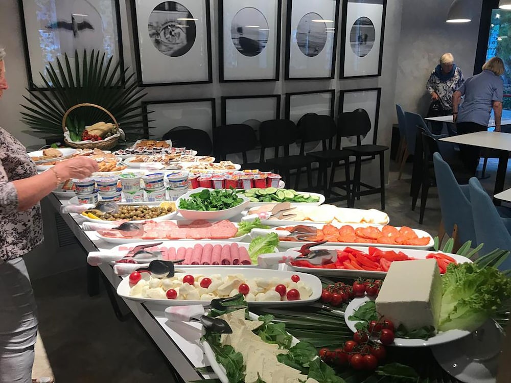 

Catania - Valona - Hotel Bologna