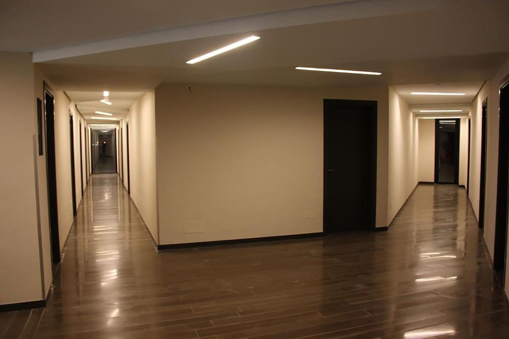 

Lamezia Terme - Valona - Hotel Bologna
