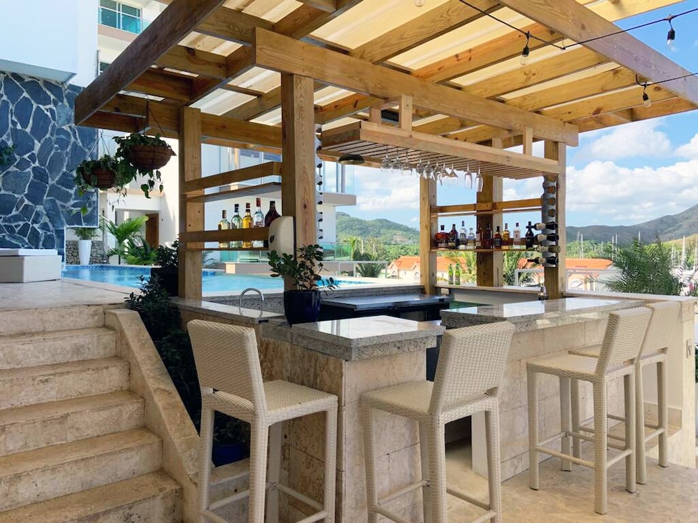 

Roma - Puerto Plata - Cofresi Hills Residence