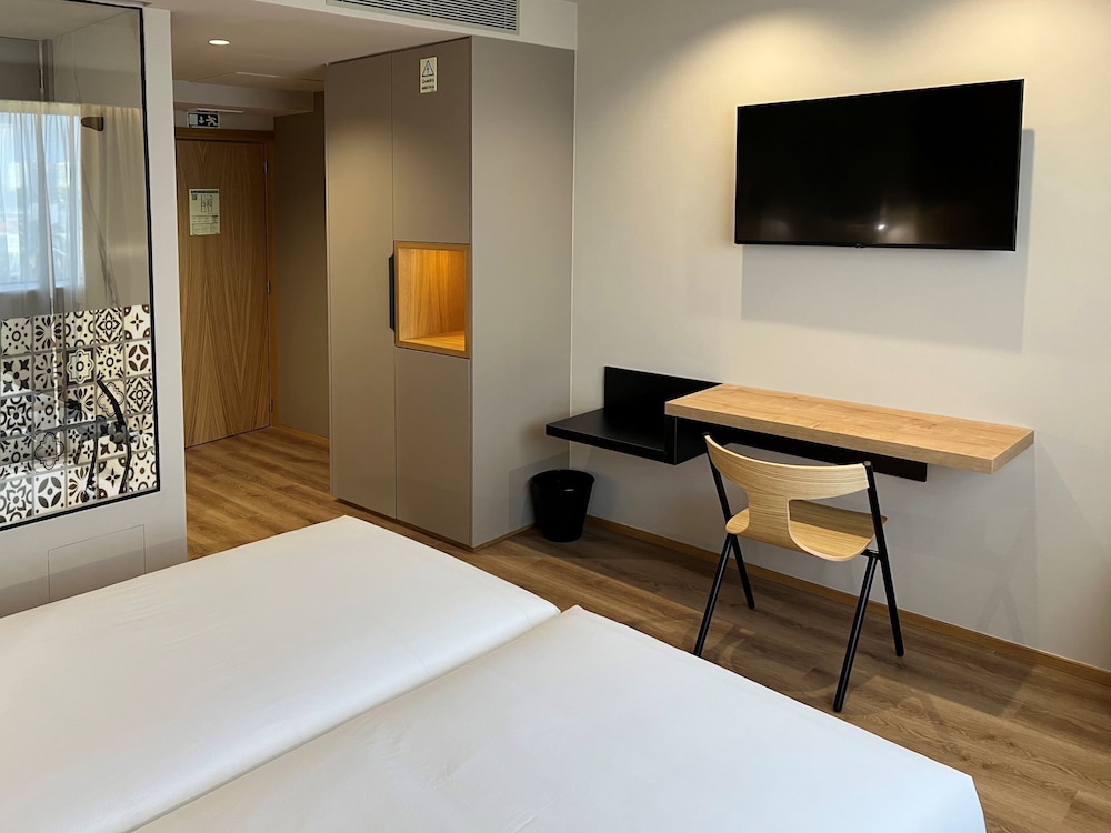 

Milano - Maia - room Select Porto