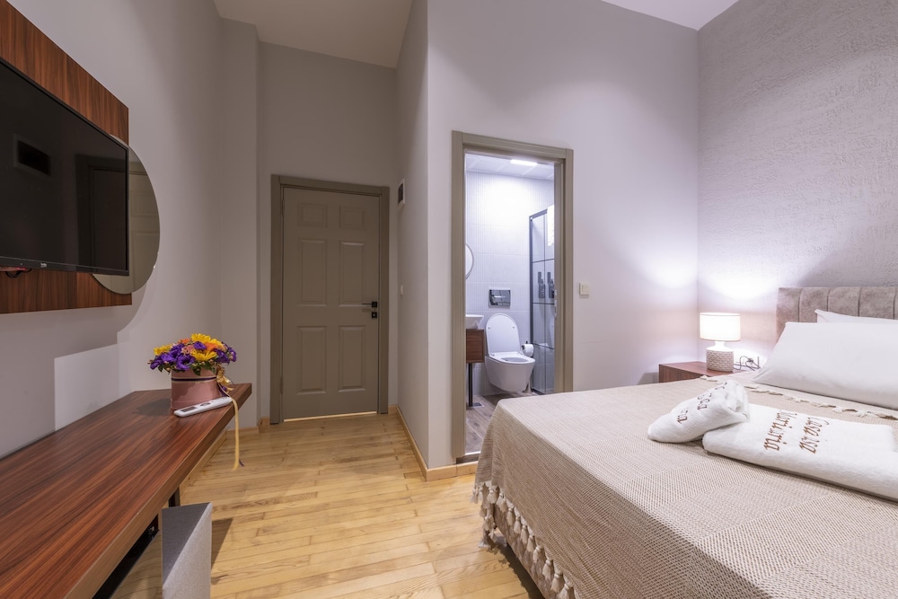 

Bologna - Lara - Casa Maria Hotel