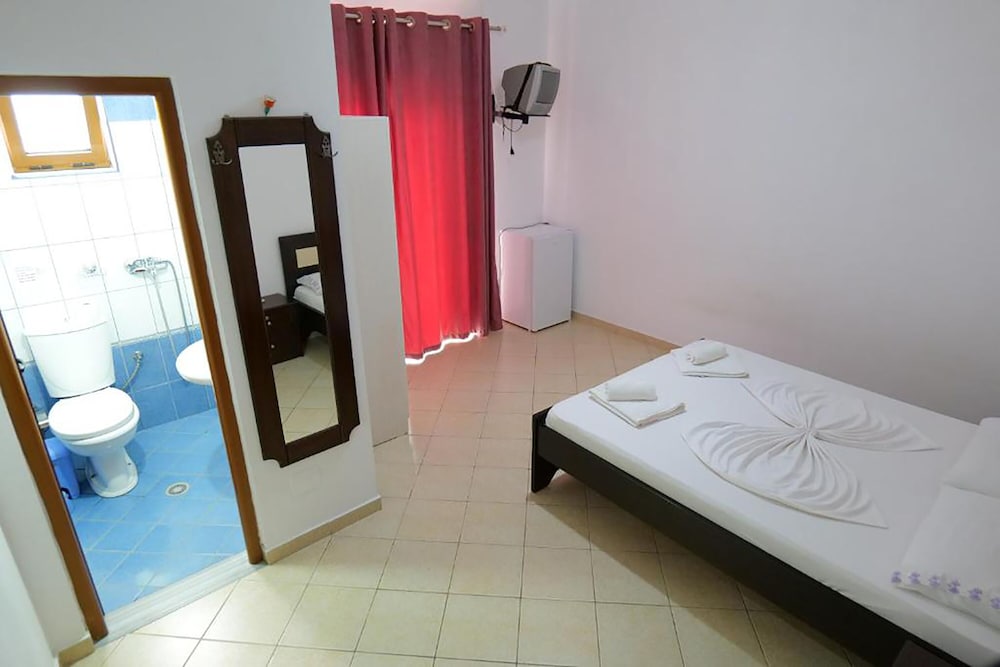 

Bari - Ksamil - Vila Relax